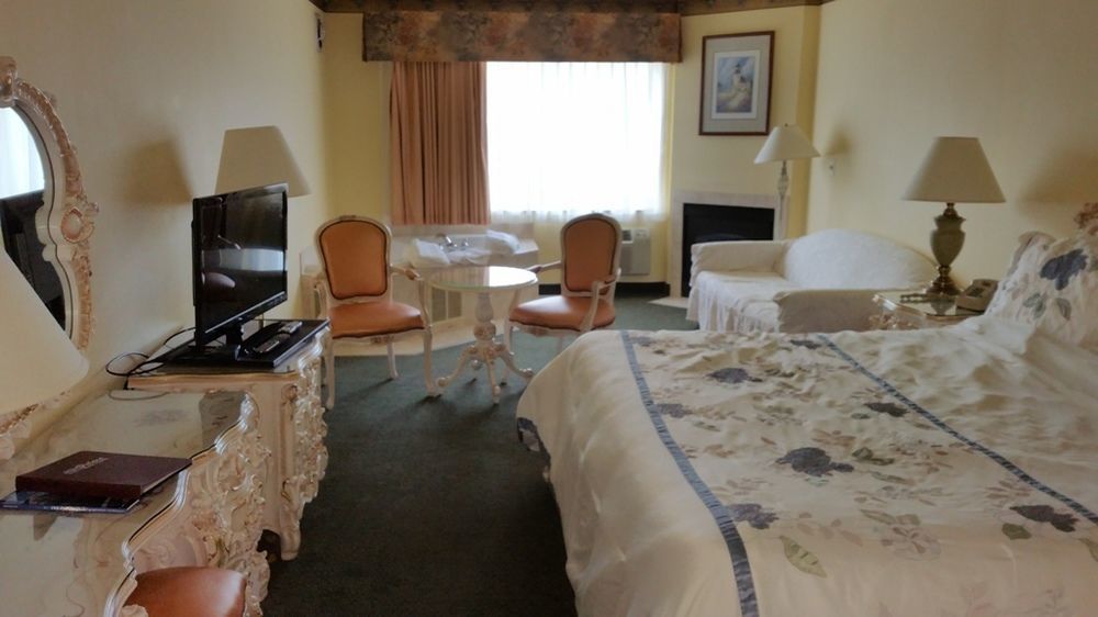 Palace Inn & Suites Линкольн-Сити Экстерьер фото
