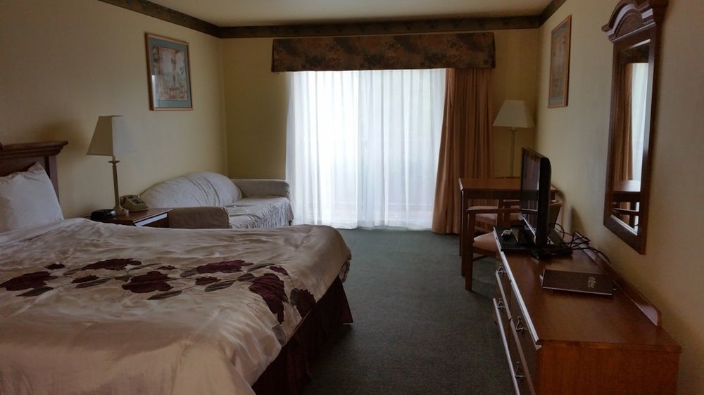 Palace Inn & Suites Линкольн-Сити Экстерьер фото