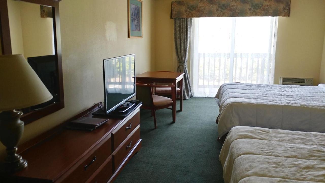 Palace Inn & Suites Линкольн-Сити Экстерьер фото