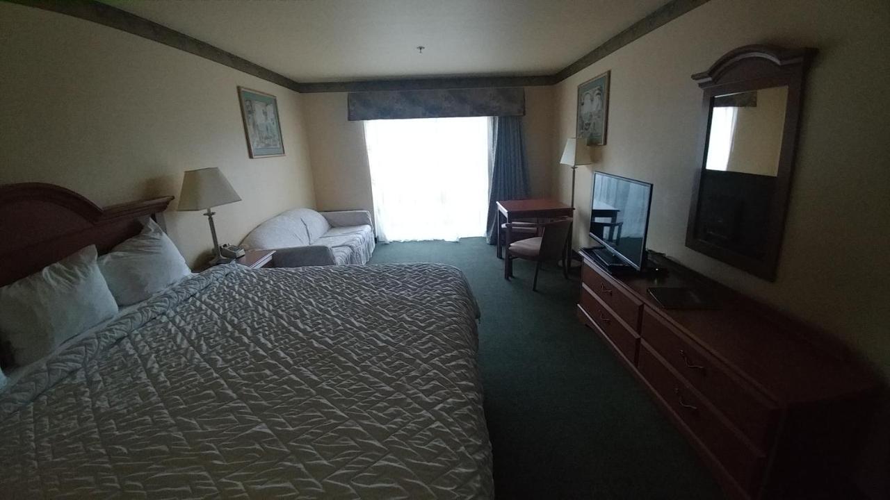 Palace Inn & Suites Линкольн-Сити Экстерьер фото