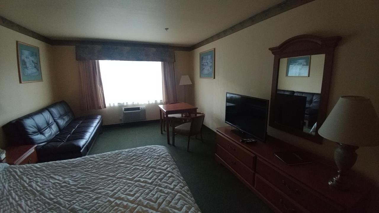 Palace Inn & Suites Линкольн-Сити Экстерьер фото